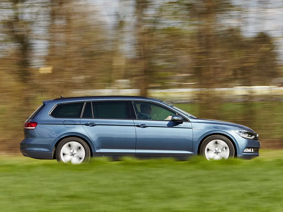 VW Passat Variant 1.6 TDI BlueMotion (2016)