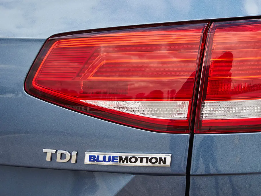 VW Passat Variant 1.6 TDI BlueMotion (2016)