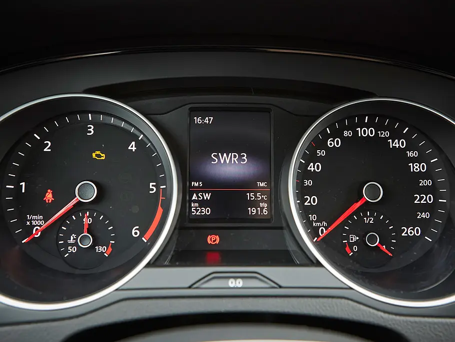 VW Passat Variant 1.6 TDI BlueMotion (2016)