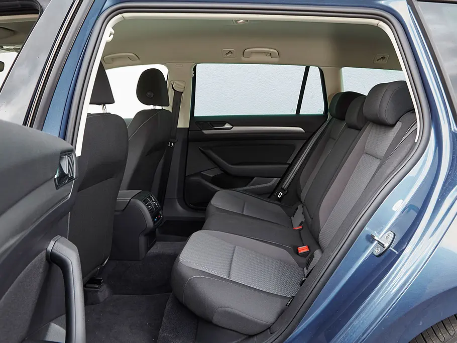 VW Passat Variant 1.6 TDI BlueMotion (2016)