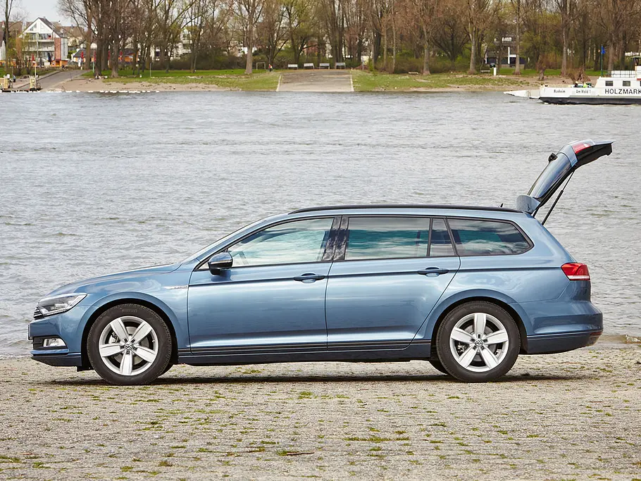 VW Passat Variant 1.6 TDI BlueMotion (2016)