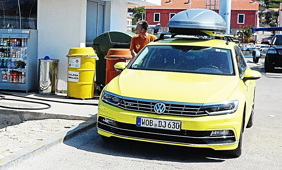 VW Passat Variant 2.0 TDI VW Passat Variant 2.0 TDI