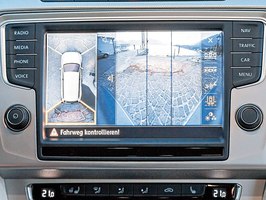VW Passat Variant 2.0 TDI BMT Kombi Vergleich Test Multimedia