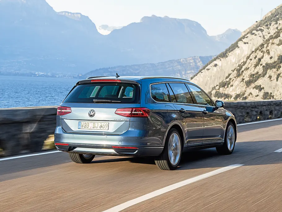 VW Passat Variant 2.0 TDI BMT Kombi Vergleich Test