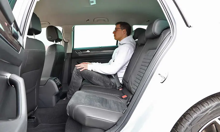 VW Passat Variant