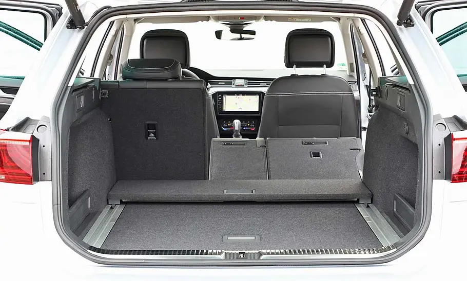 VW Passat Variant