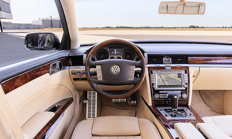 VW Phaeton