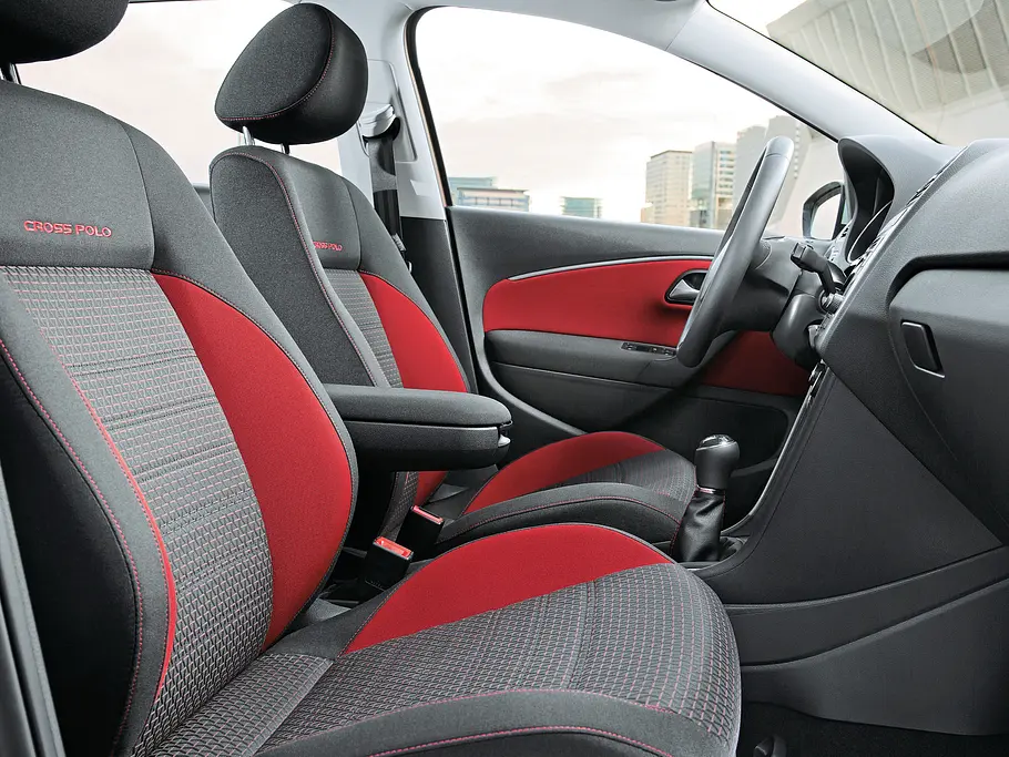 Test: VW CrossPolo 1.2 TSI BMT VW CrossPolo 1.2 TSI BMT Test Bilder technische Daten Sitze