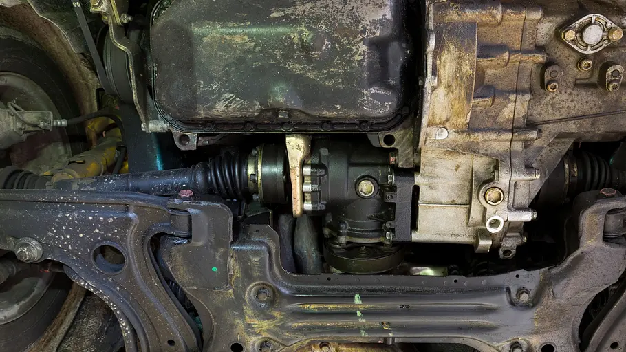 Das Verteilergetriebe des VW Rallye Golf syncro. 