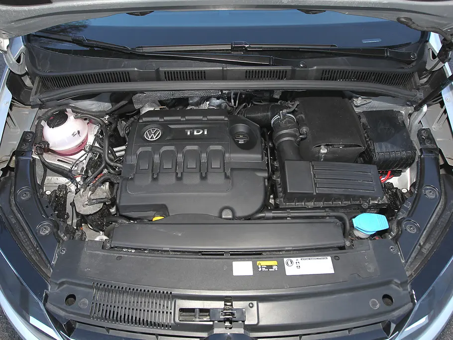 Vergleich: Ford Galaxy 2.0 TDCi/VW Sharan 2.0 TDI BMT Ford Galaxy/VW Sharan: Vergleichstest