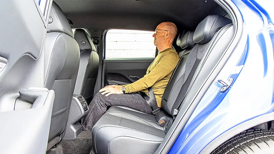 VW T-Roc Blick auf die Fondsitze im Innenraum des VW T-Roc.