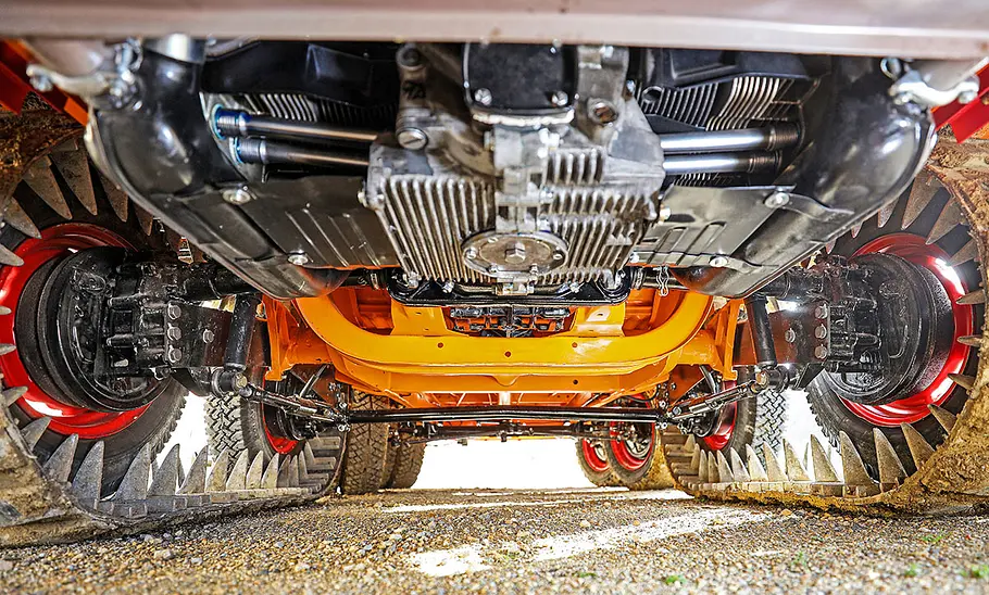 Der Kettenantrieb des VW T1 KK Raupen-Fuchs.