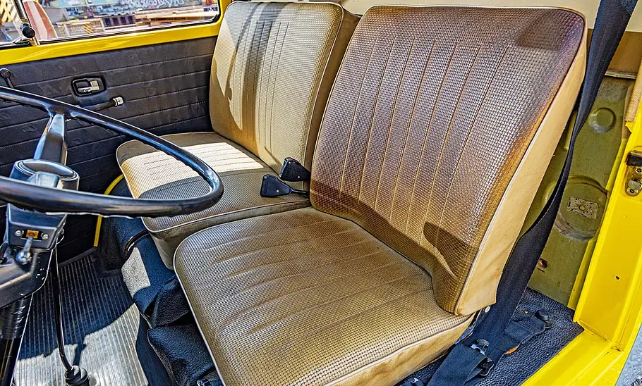 VW T2a Die Sitze des VW T2a.