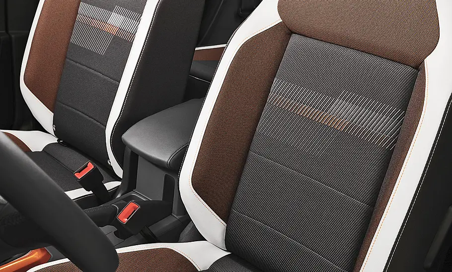 VW T-Cross (2019) VW T-Cross (2018)