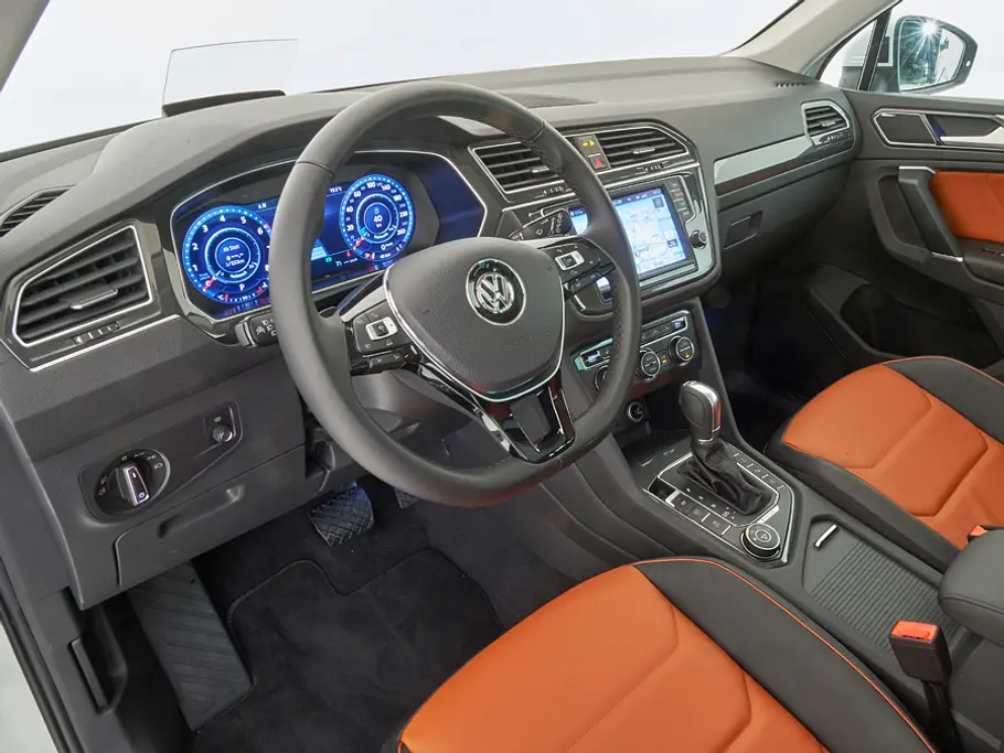 VW Tiguan VW Touareg