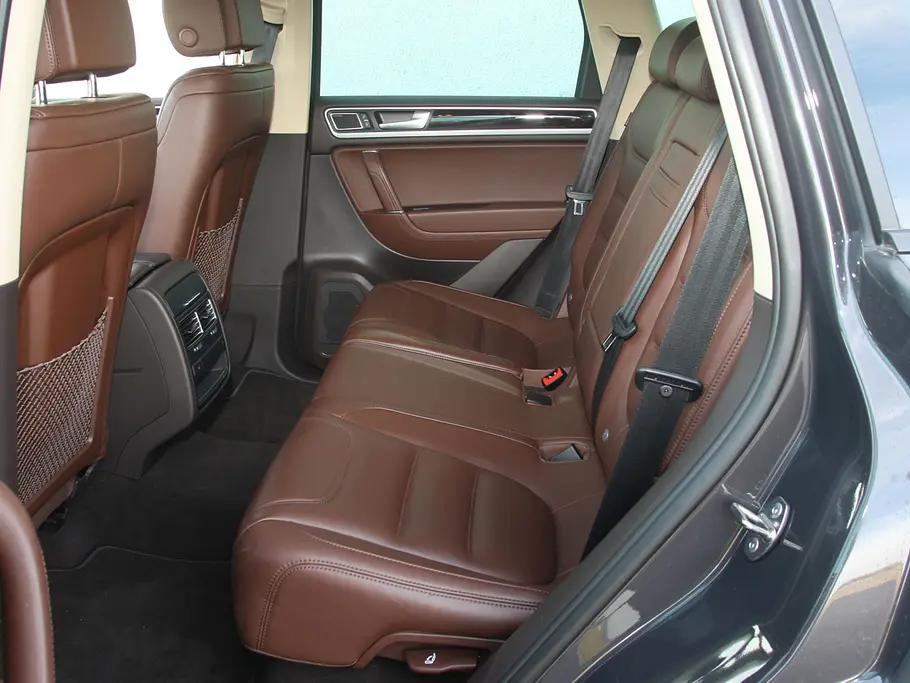 VW Touareg V6 TDI BlueMotion Technology Rücksitze