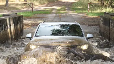 VW Touareg V6 TDI BlueMotion Technology TERRAIN TECH Bilder Vergleichstest