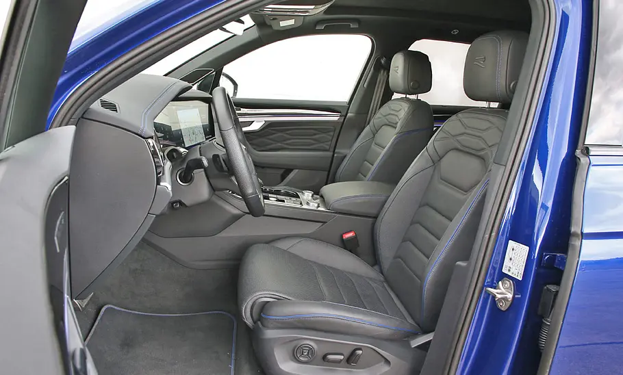 VW Touareg R eHybrid