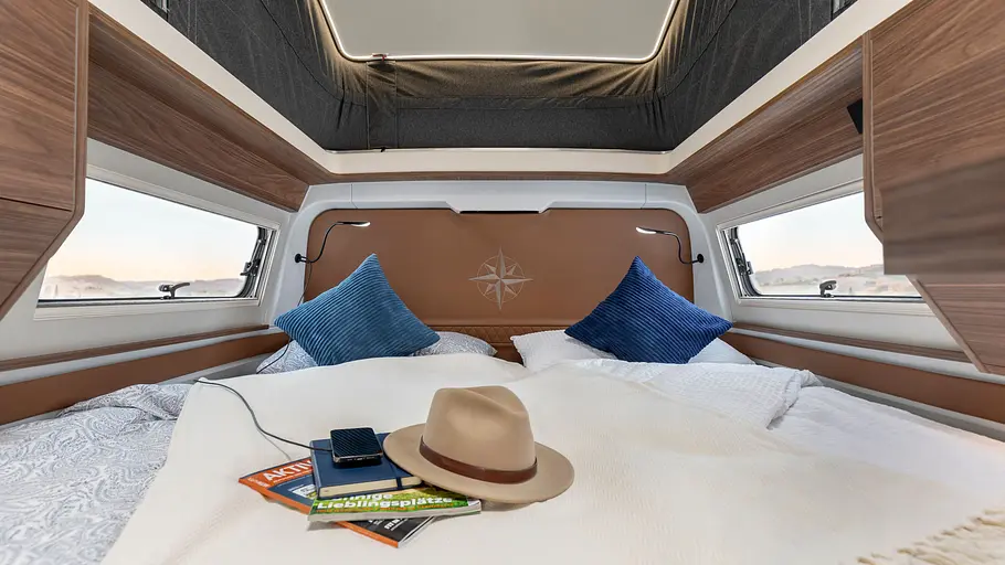 Westfalia Columbus Liner Das Heckbett des Westfalia Columbus Liner.