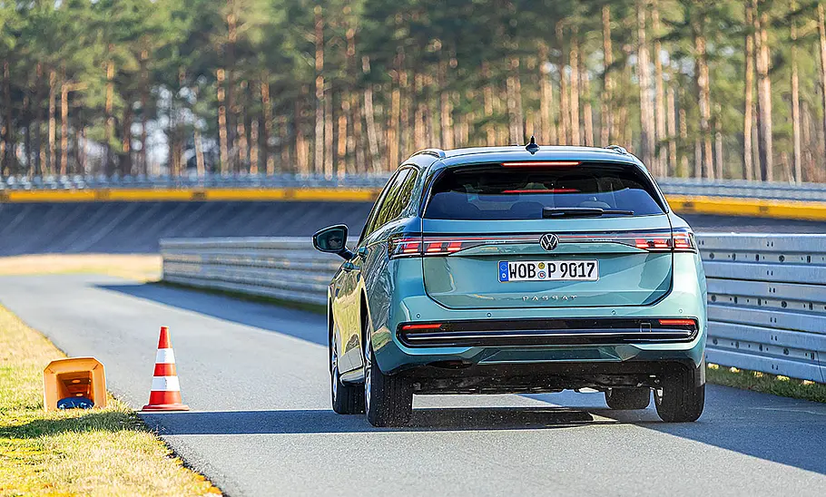 Winterreifen-Test 2024; Bremstest bei Trockenheit