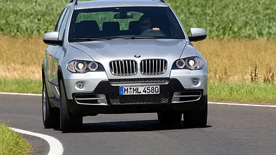 Vergleichstest - BMW X5 4.8i und Mercedes ML 500