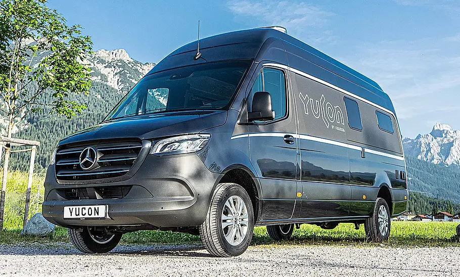 Wohnmobile bis 4,25 t für neuen B-Führerschein Das Bild zeigt den Yucon 7.0 GD stehend von schräg vorne links fotografiert.
