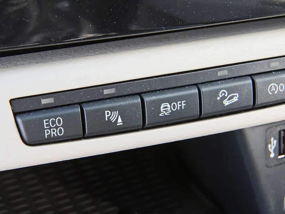 Was uns auffiel: BMW X1 xDrive18d Bilder BMW X1 xDrive18d 2012 Kompakt-SUV-Vergleich Eco-Pro-Modus